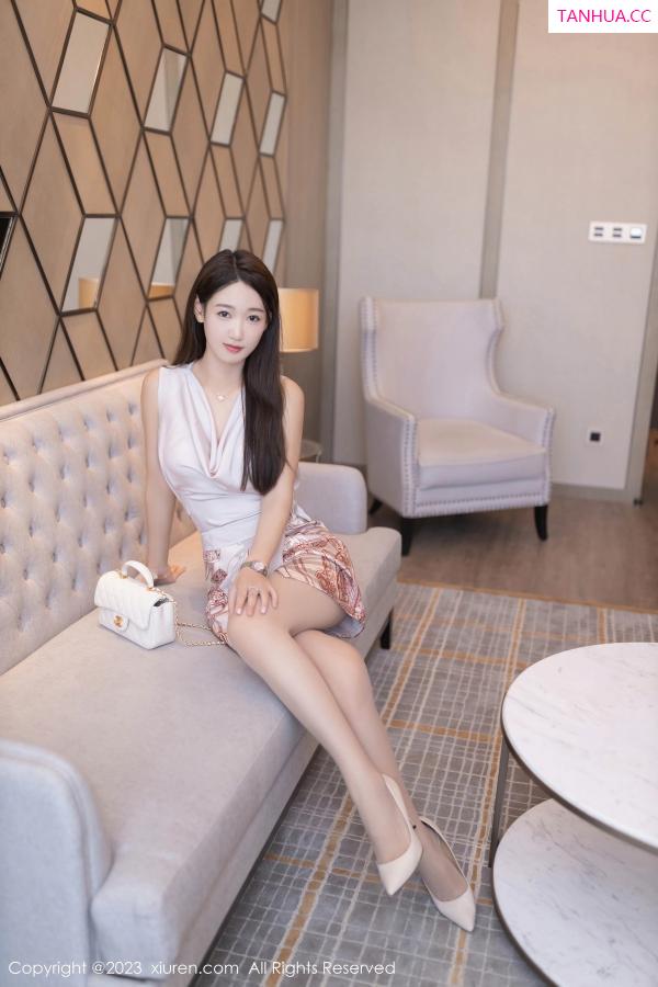 唐安琪  [XiuRen]高清写真图 2023.08.21 No.7264 唐安琪 珠三角旅拍第19张图片